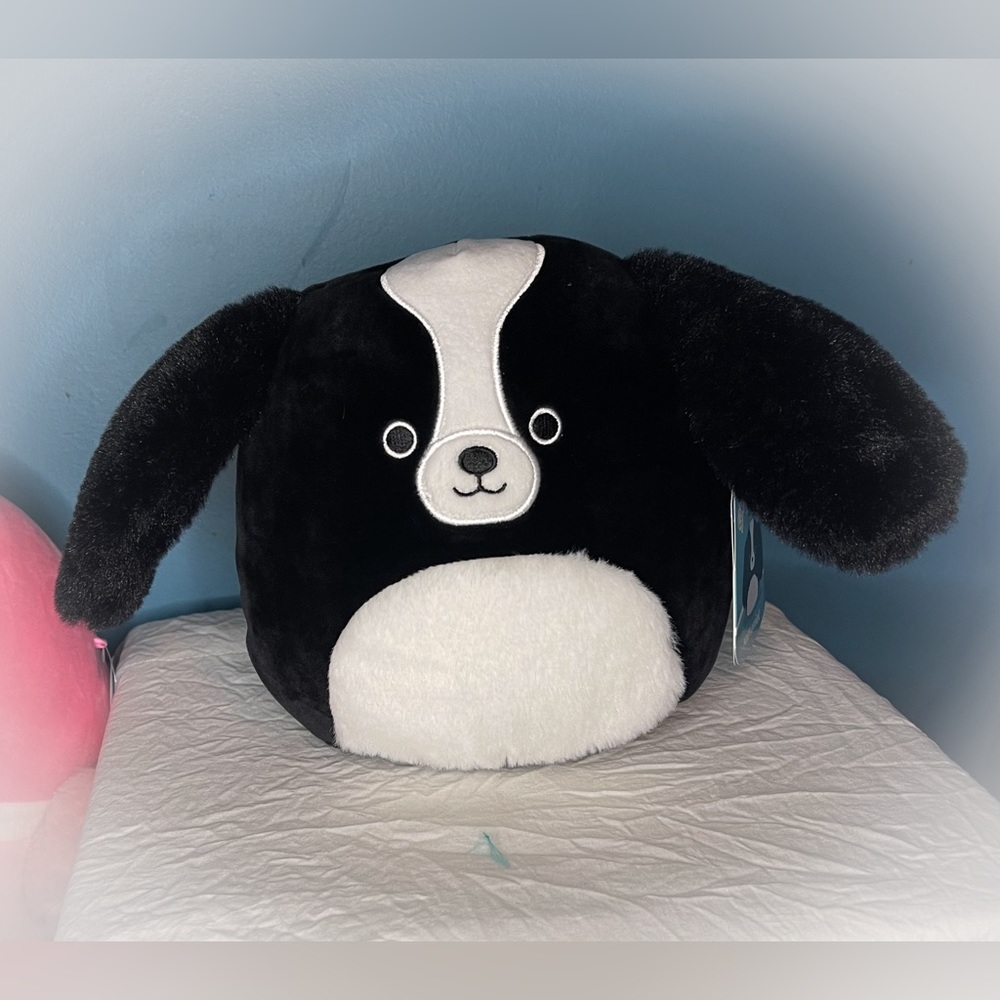 NWT’s Nathaniel The Dog ** 7 inch ** Squishmallow
